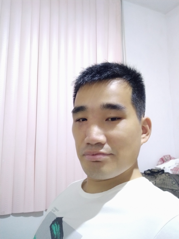 大男孩的第一张照片--马尾征婚网