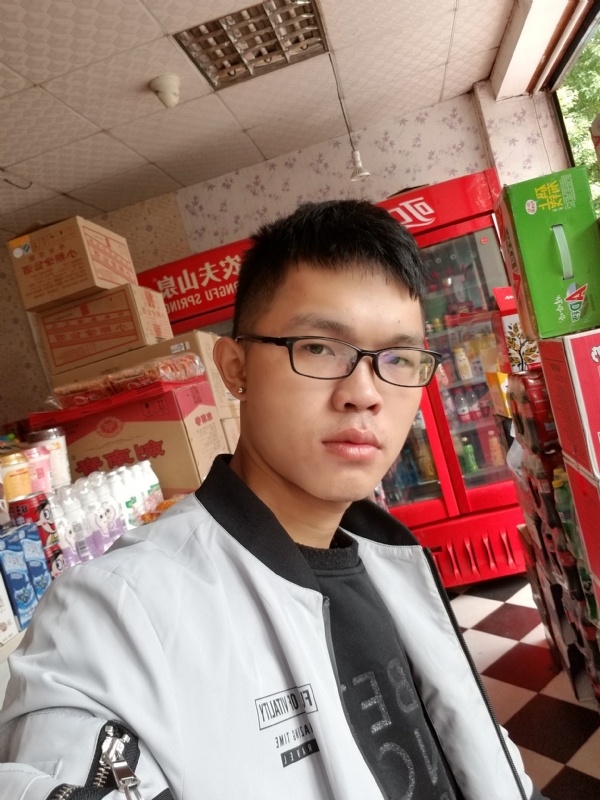 柒年的第一张照片--马尾征婚网