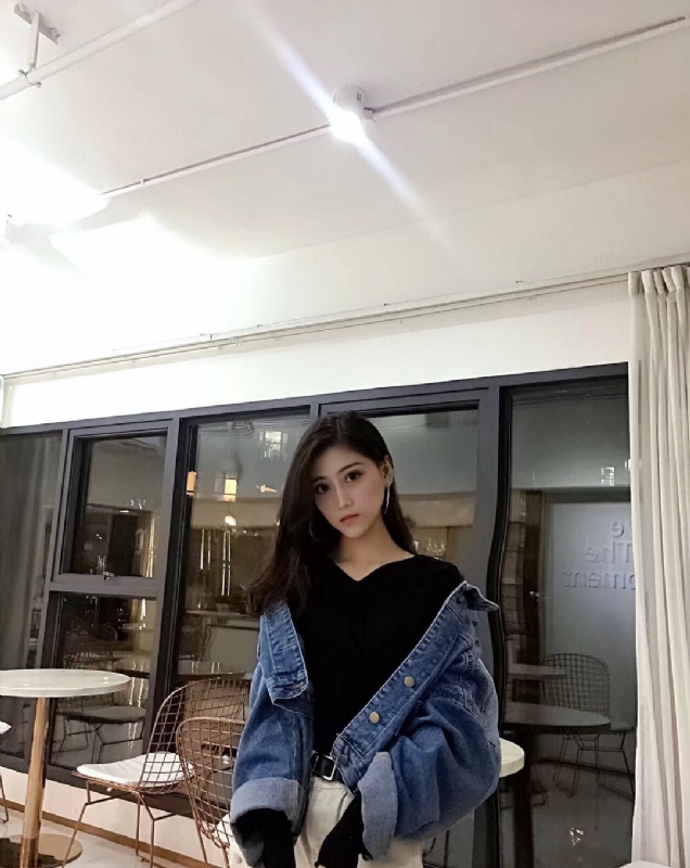 爱笑的眼睛的第一张照片--马尾征婚网