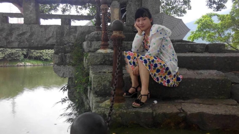 女子悠然的第一张照片--马尾征婚网