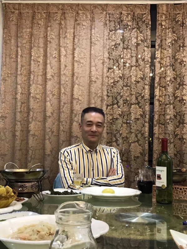 天涯孤独的第一张照片--马尾征婚网
