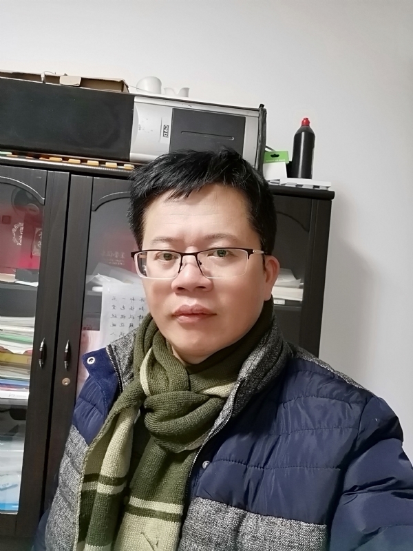 凭海临风的第一张照片--马尾征婚网