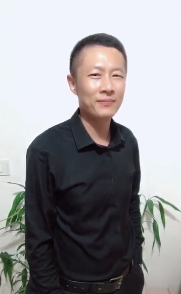 地huhi的第一张照片--马尾征婚网