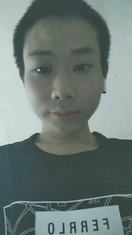 水中月的第一张照片--马尾征婚网