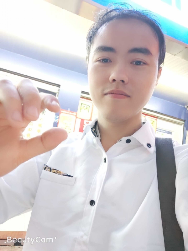 开心就好的第一张照片--马尾征婚网