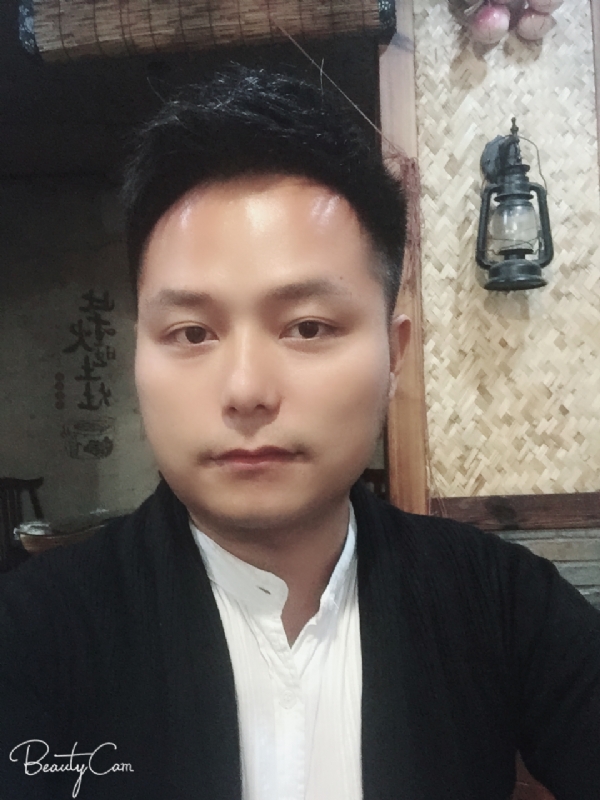 亦初的第一张照片--马尾征婚网