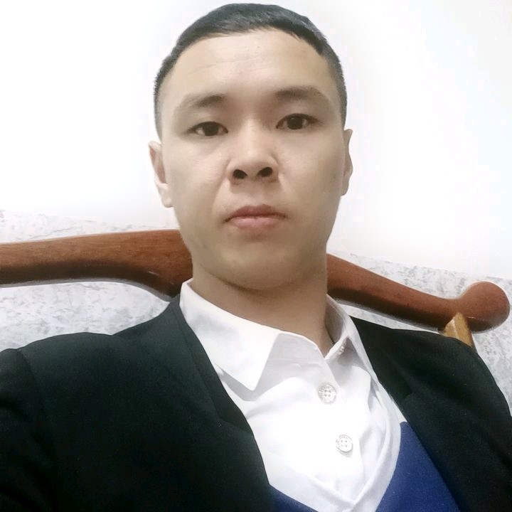 冷漠的第一张照片--马尾征婚网