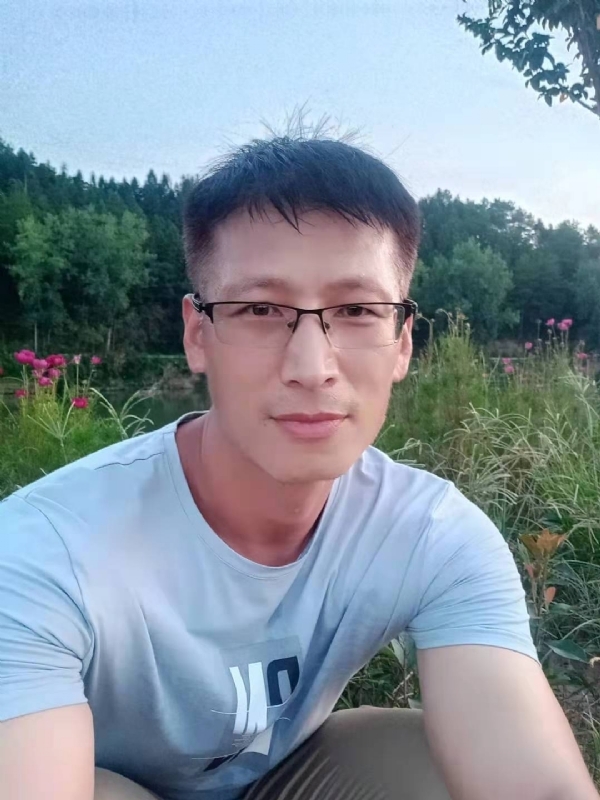 零零柒的第一张照片--马尾征婚网