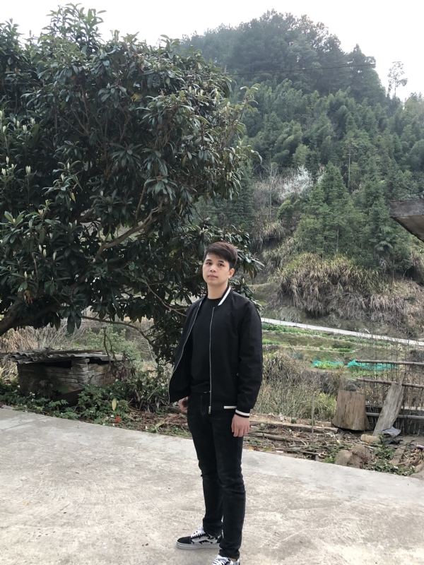 随遇而安的第一张照片--马尾征婚网
