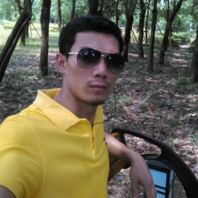 错把真心喂了狗的第二张照片--马尾征婚网