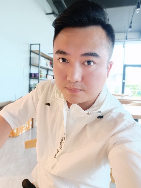 王先生的第一张照片--马尾征婚网