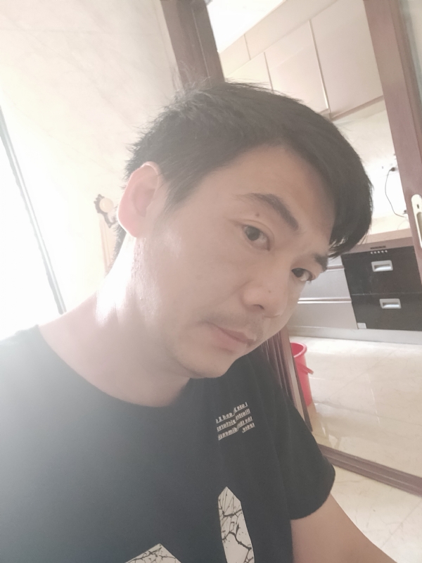 漫步的第二张照片--马尾征婚网