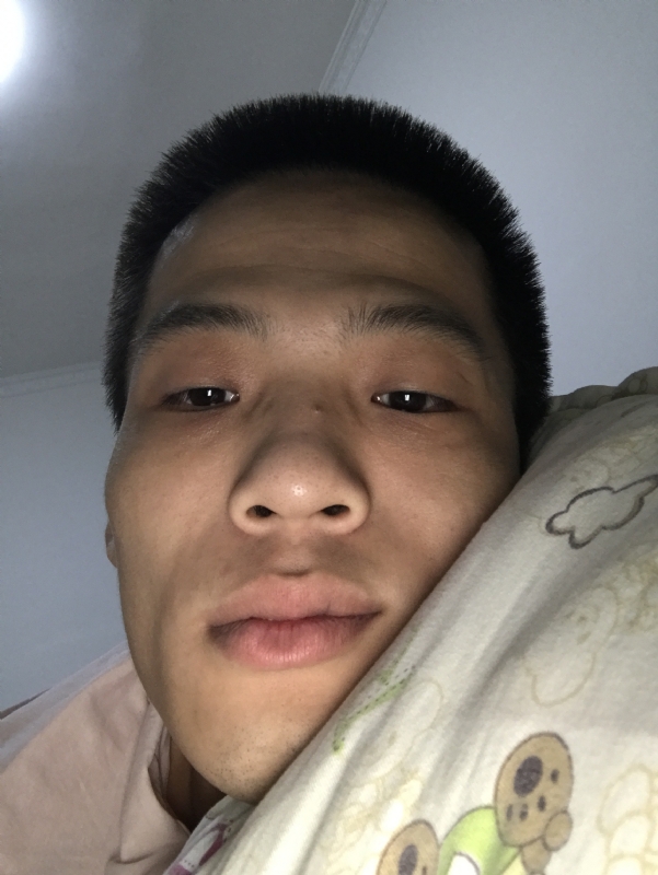直男的第一张照片--马尾征婚网