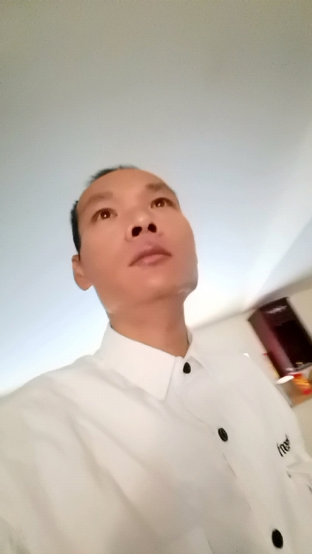 只影向谁去的第五张照片--马尾征婚网