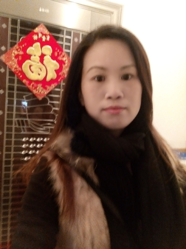 E欣的第二张照片--马尾征婚网