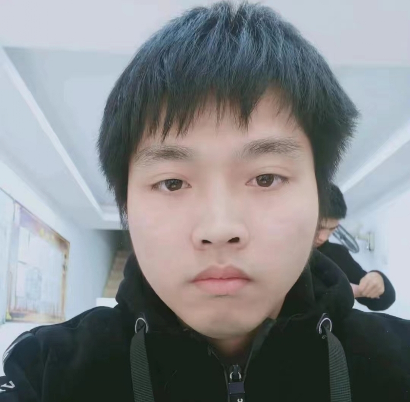 无奋斗不清春的第一张照片--马尾征婚网