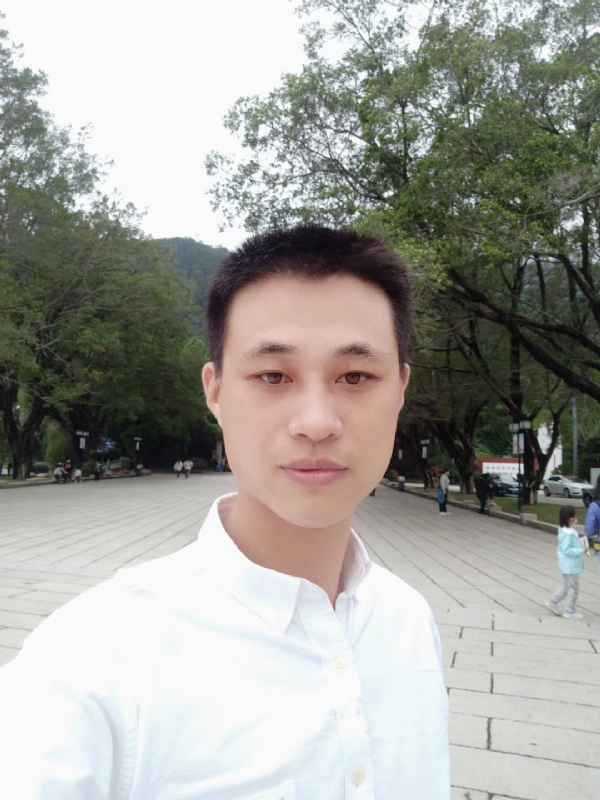 xu的第一张照片--马尾征婚网