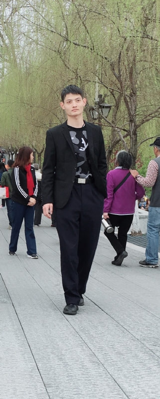 风一样的第一张照片--马尾征婚网