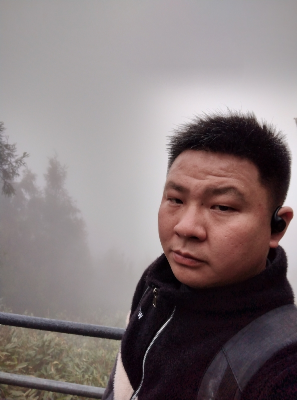 何何何的第一张照片--马尾征婚网