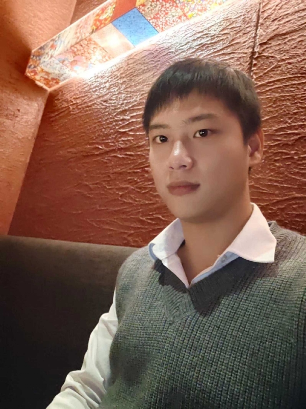 匿藏其名的第一张照片--马尾征婚网