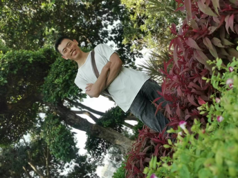 孤狼的第一张照片--马尾征婚网