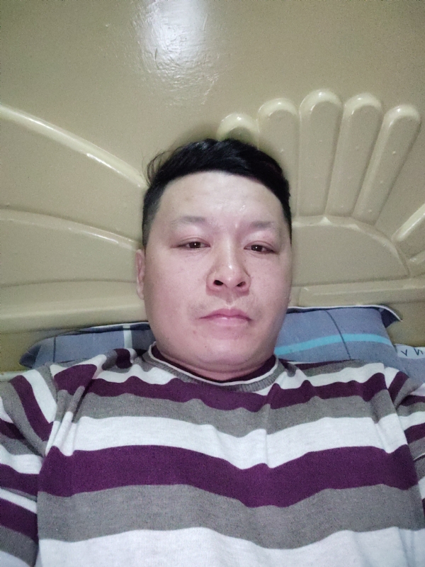 luwei的第一张照片--马尾征婚网